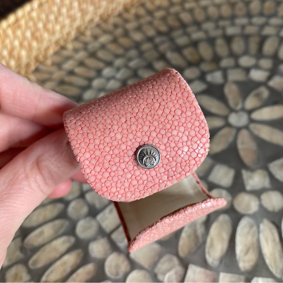 ANGELIQUE DE PARIS Pink Leather Cuff Sterling Crystals Stingray - Picture 7 of 7